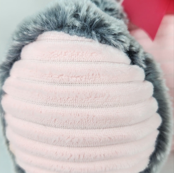 KELLYTOY GRAY & PINK STUFFED ANIMAL ELEPHANT 14" PLUSH w/HEART ON FOOT - Picture 6 of 10